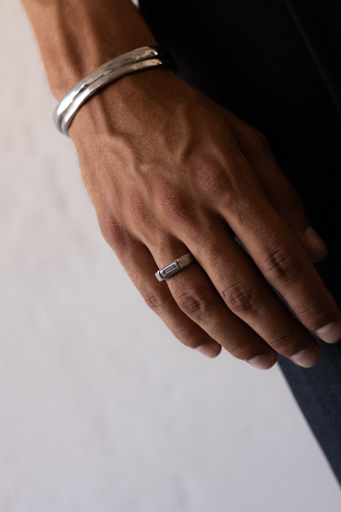 ESSENTIAL RING