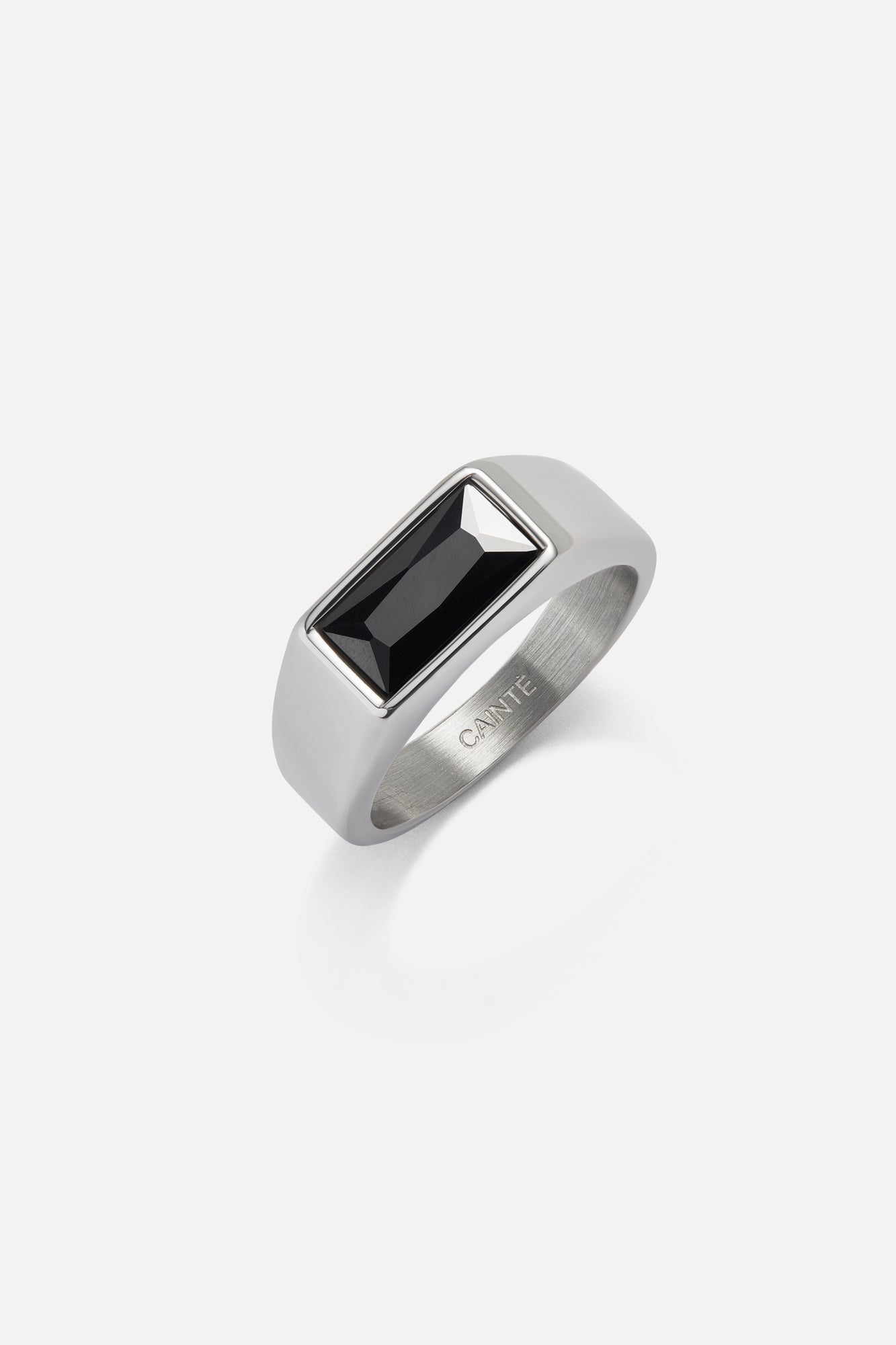LUCKY RING