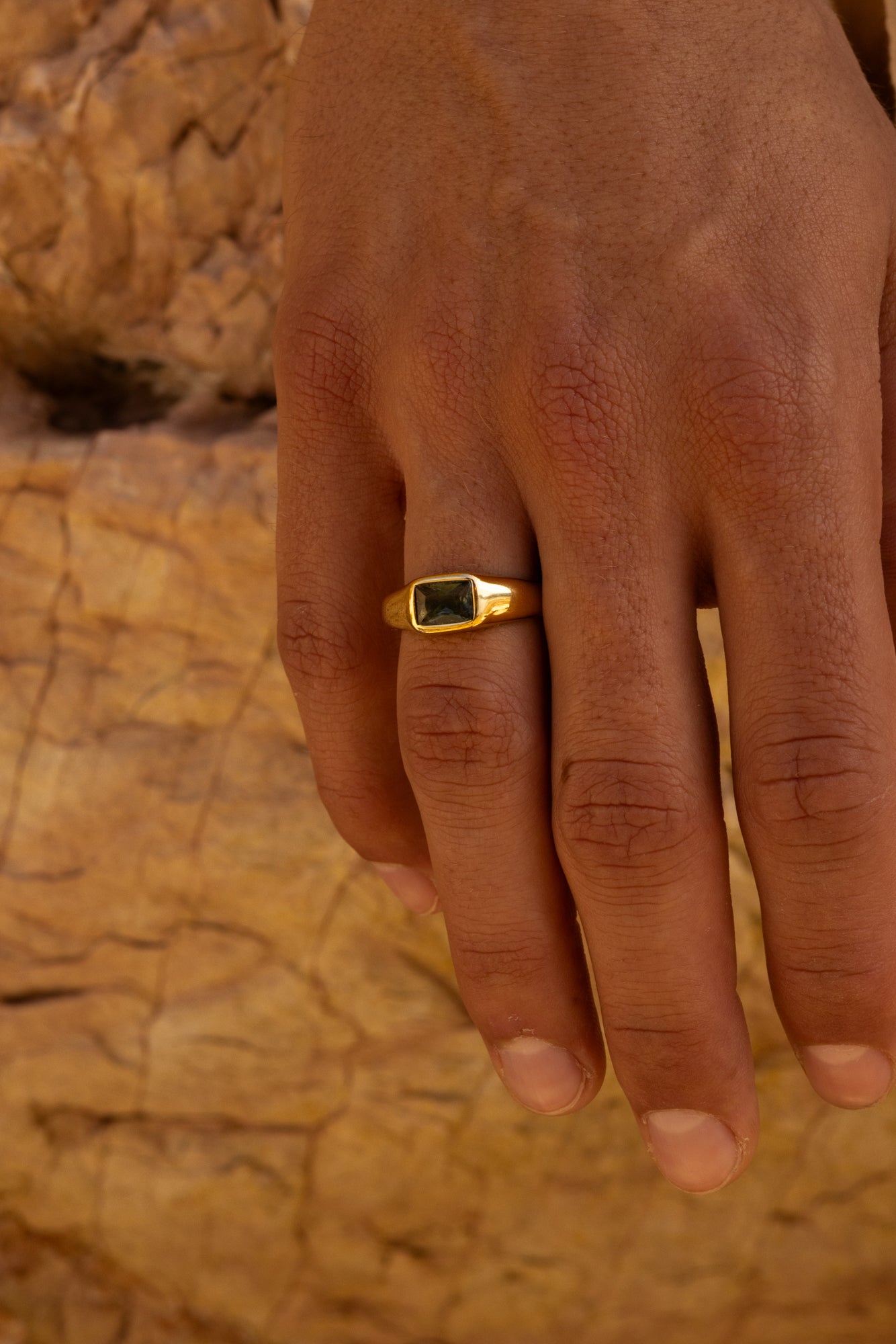 NEBULA RING
