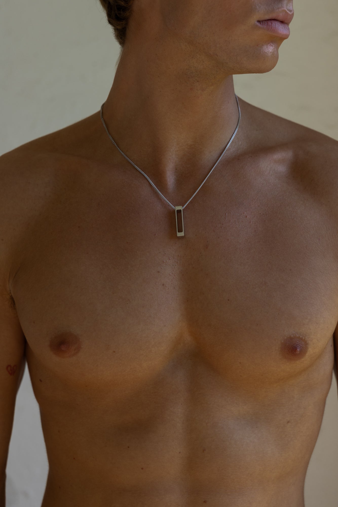 TUNNEL NECKLACE