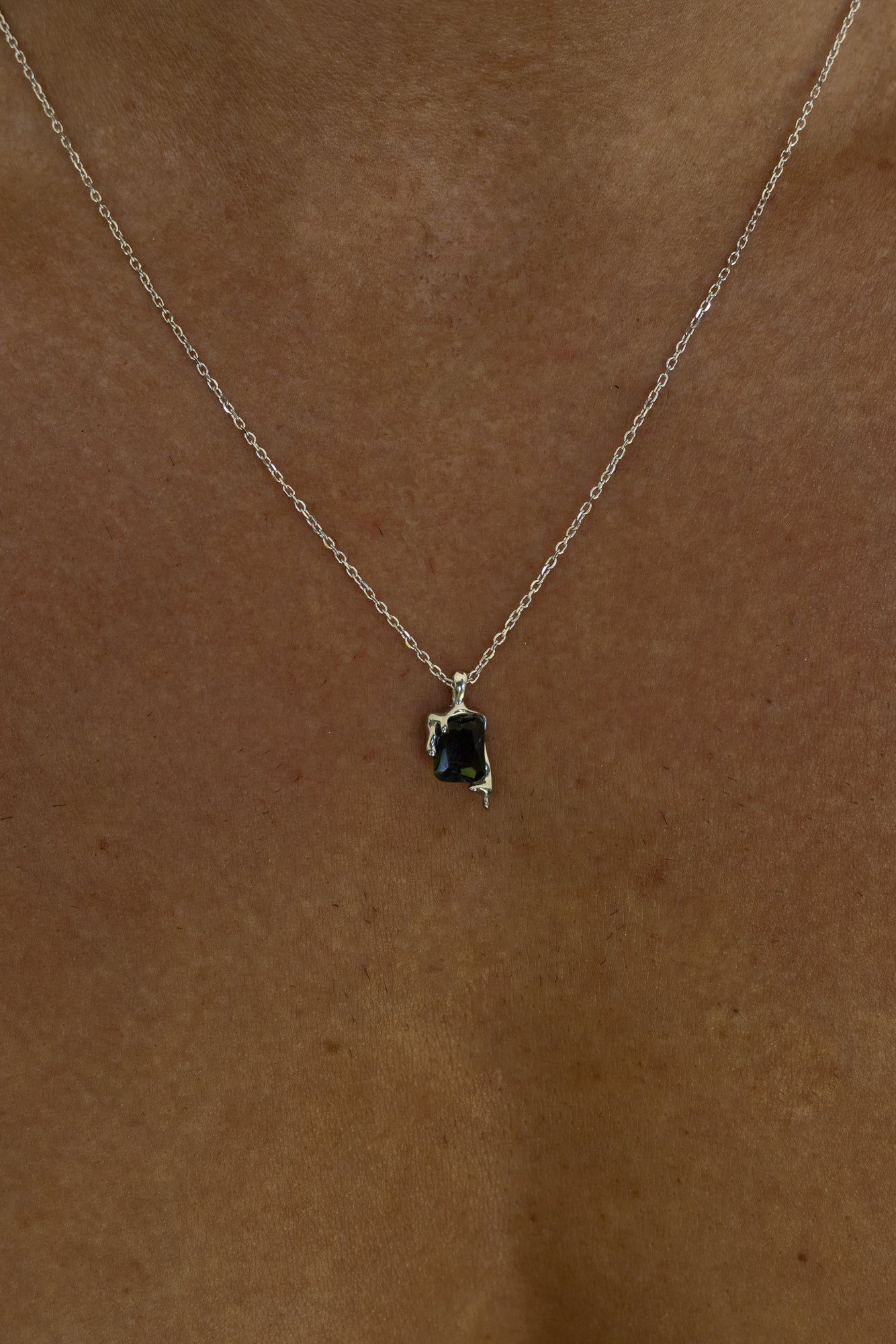 ARDE NECKLACE