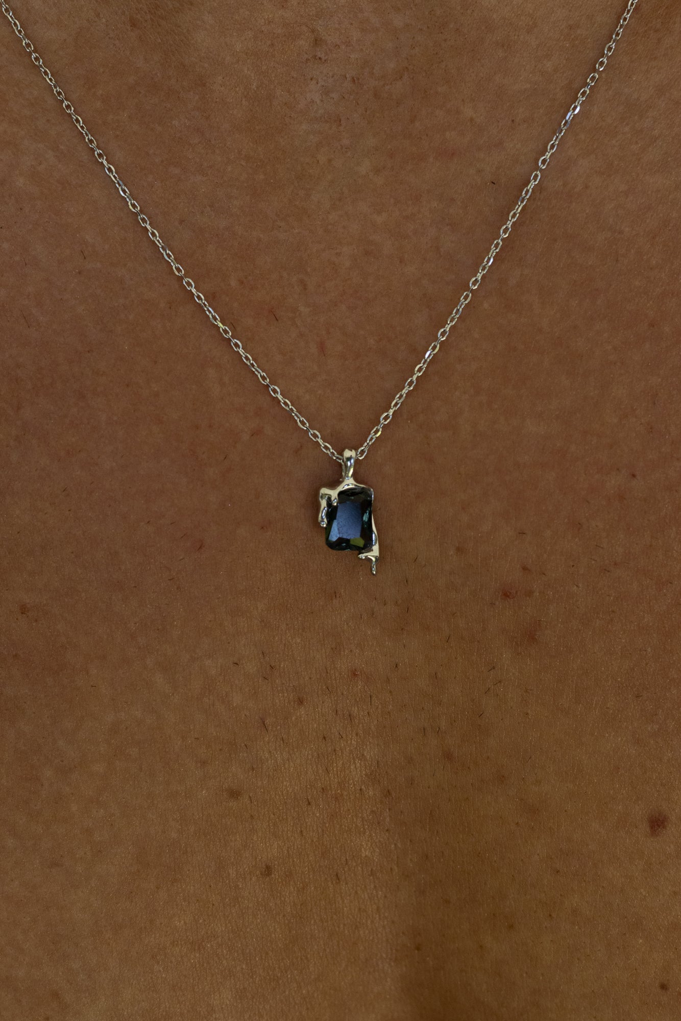 ARDE NECKLACE