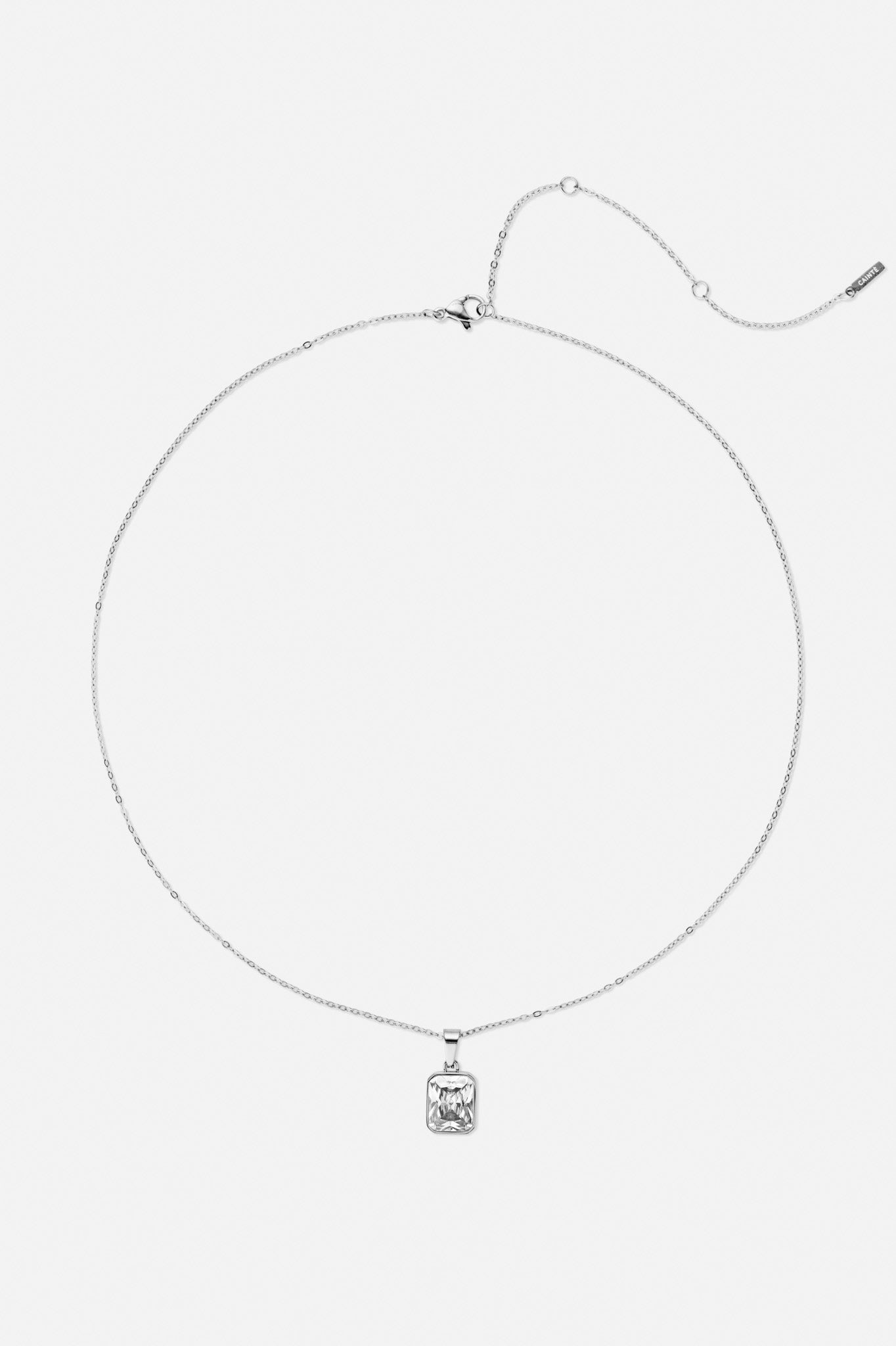 DAWNÉ NECKLACE
