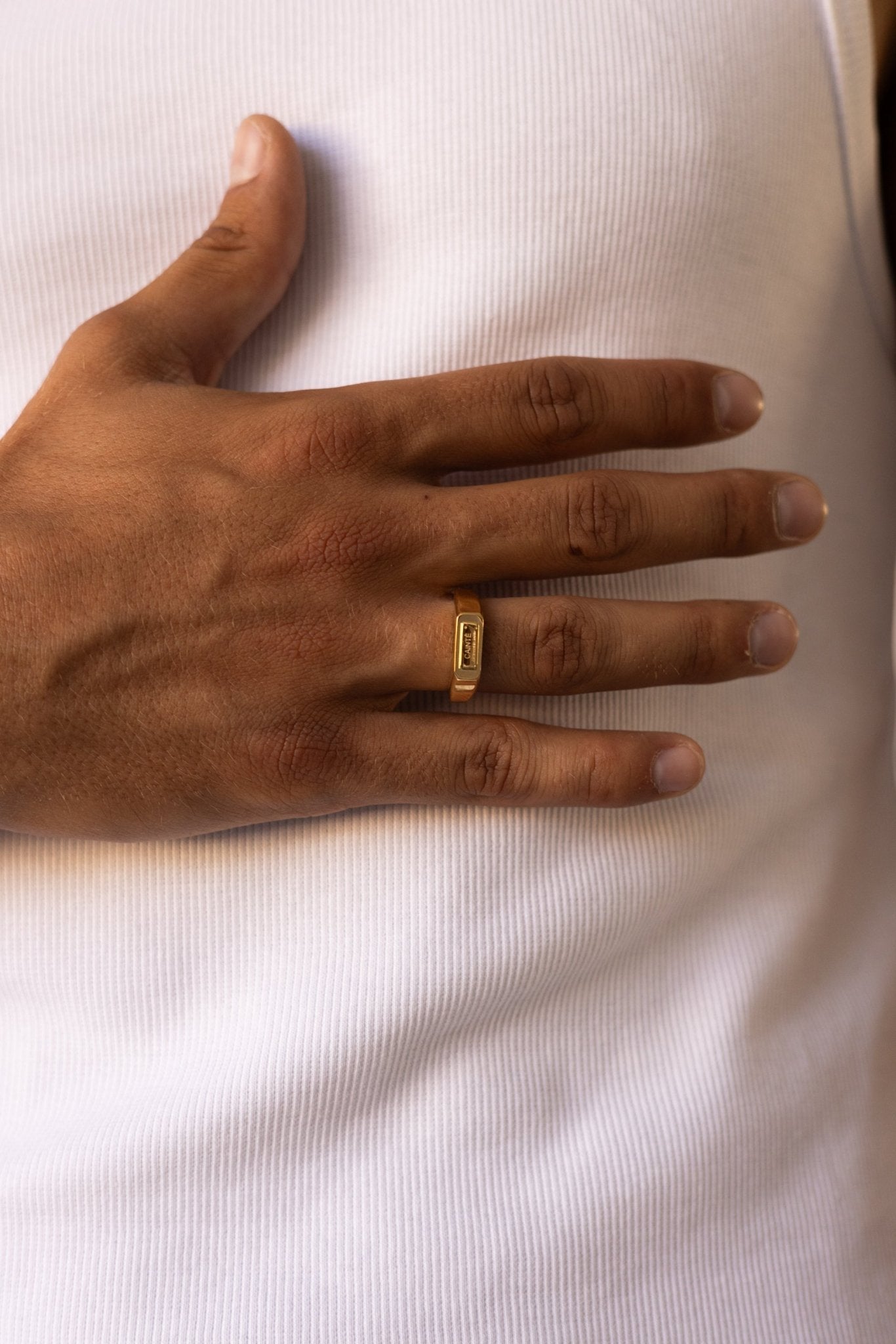 ESSENTIAL RING