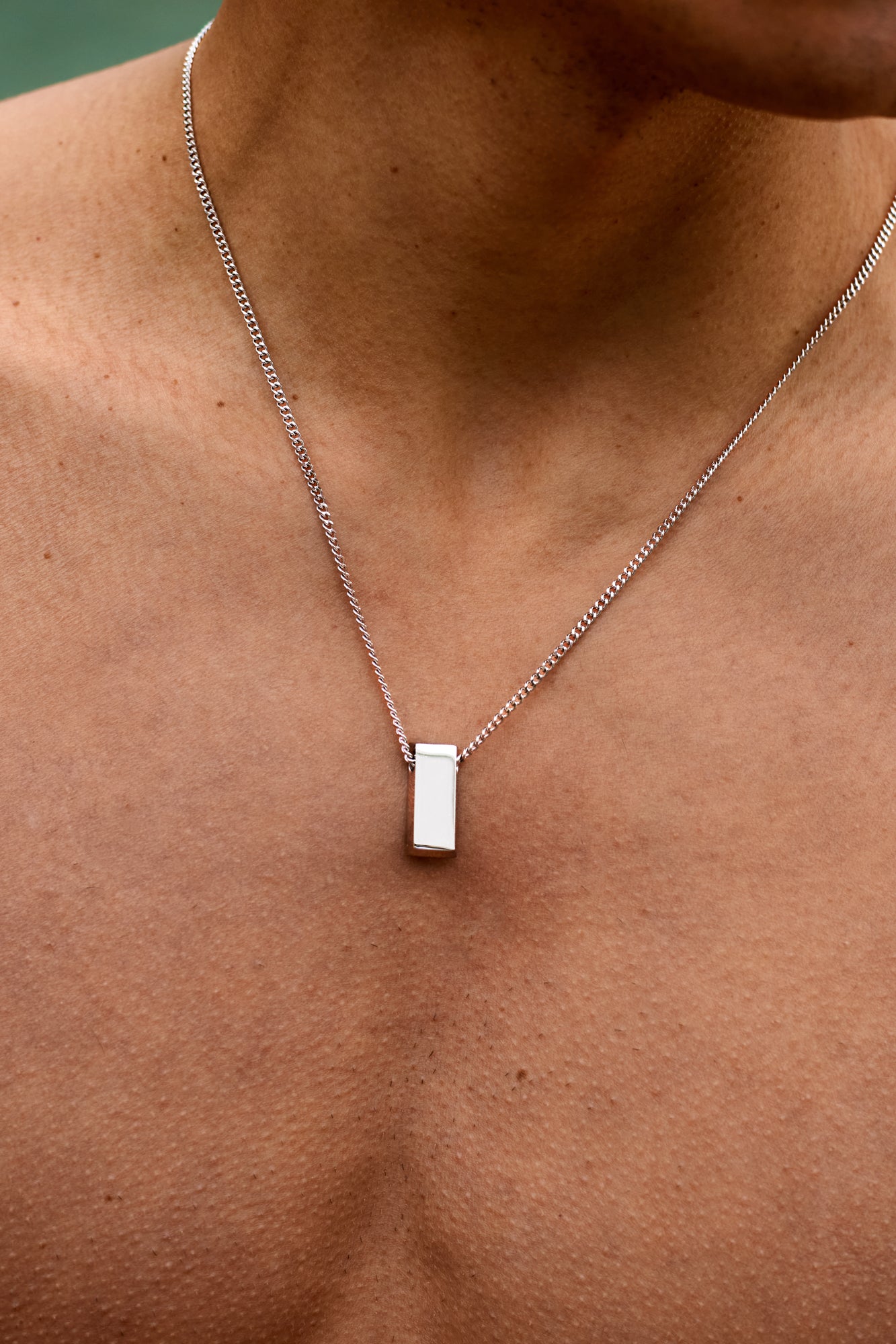 GOLD BAR NECKLACE