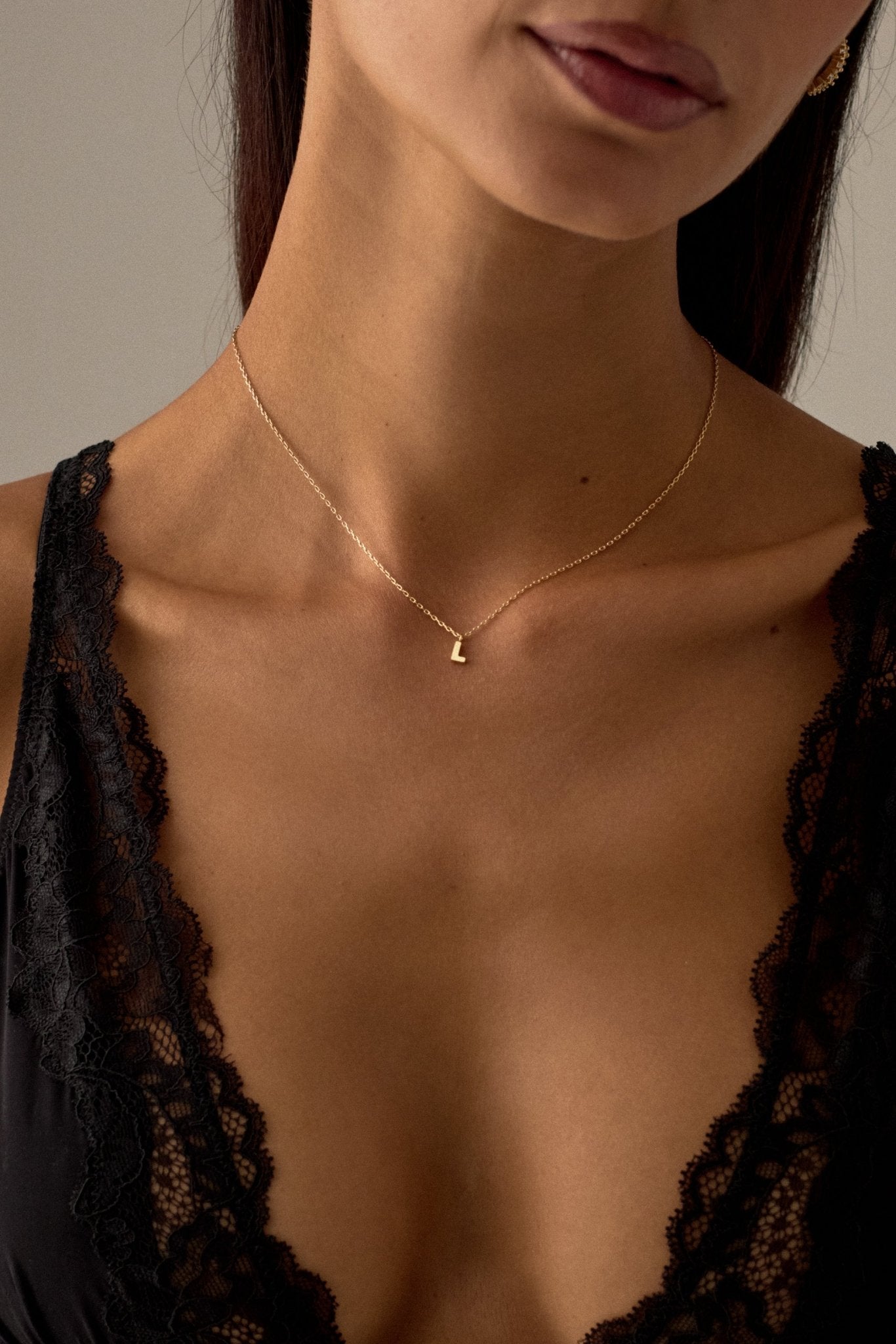 LETTER POLISHED NECKLACE (A-Z)