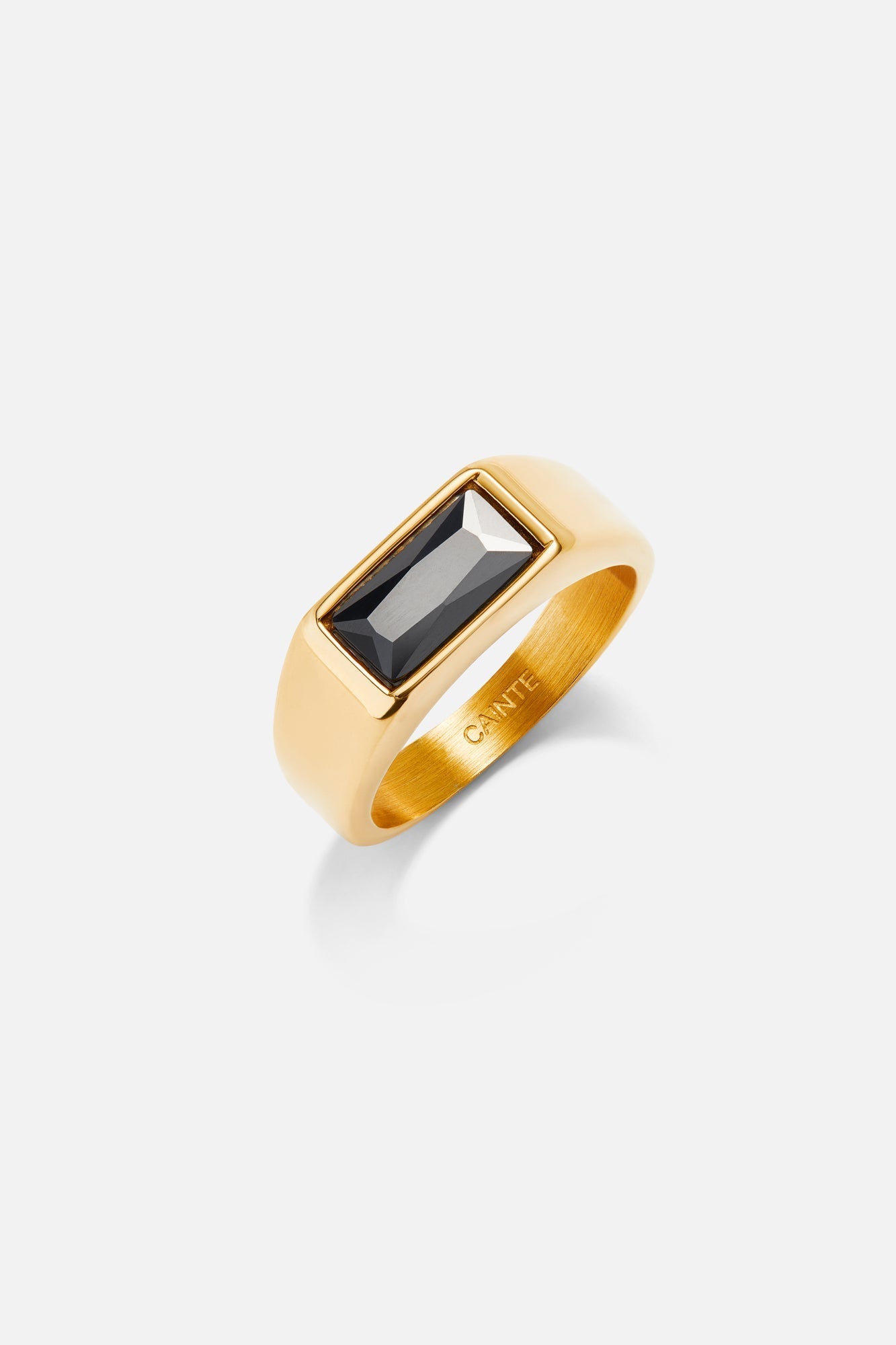 LUCKY RING