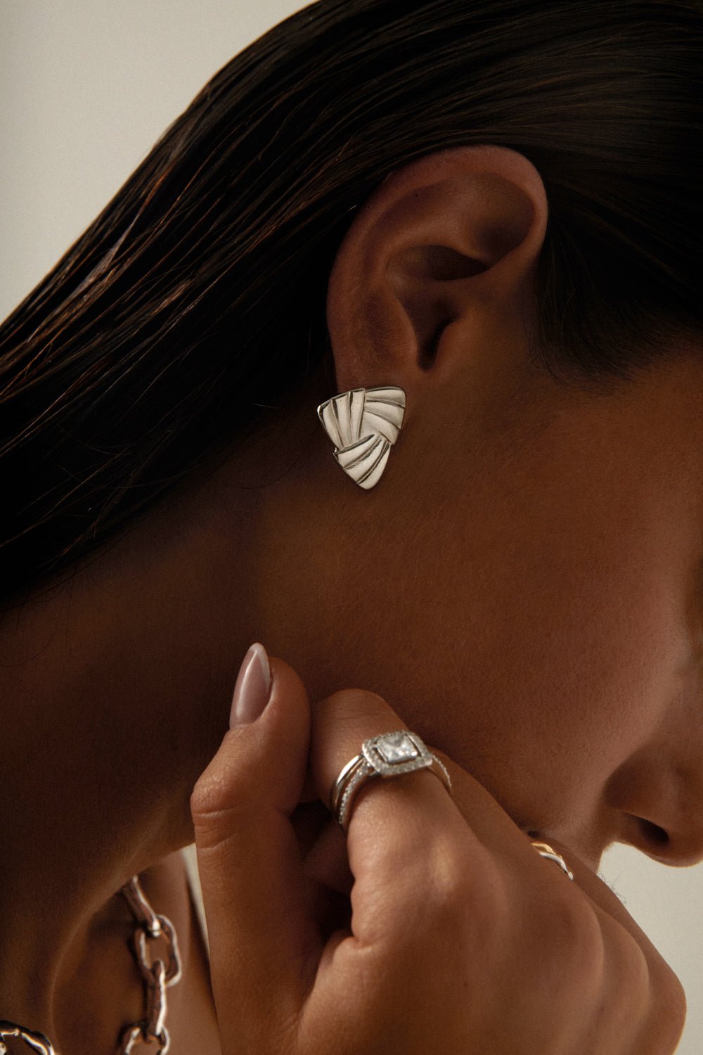 TRIANGLE EARRINGS